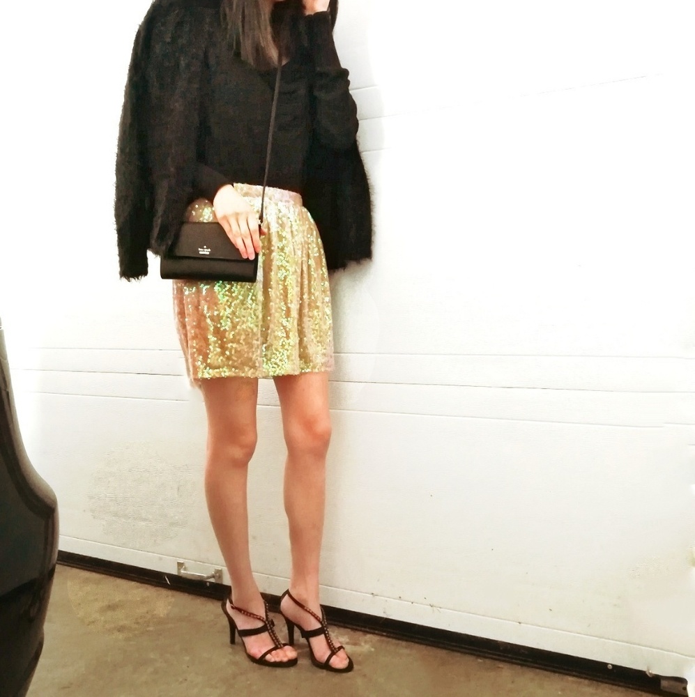 BCBG Nude Sequin Skirt - Picture 2 of 6